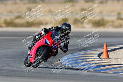 media/Jan-09-2022-SoCal Trackdays (Sun) [[2b1fec8404]]/Turn 11 (935am)/